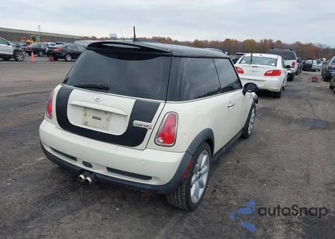 2006 Mini Cooper S z USA, uszkodzony, nr VIN WMWRE33536TL19270
